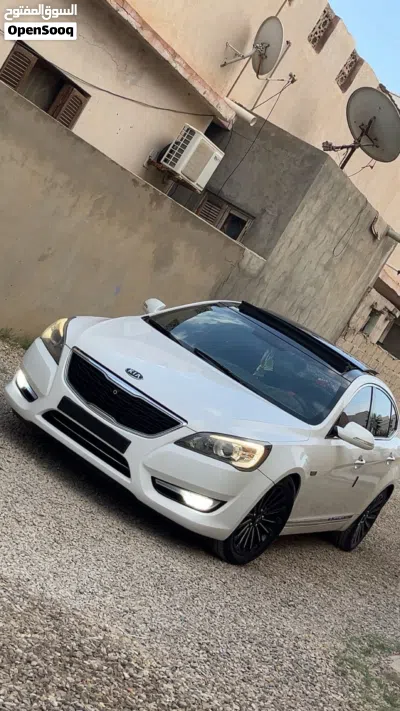 Kia Cadenza Standard 2