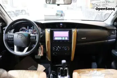 Toyota Fortuner VXR 4