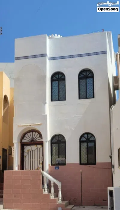 بيت للبيع في مطرح 2