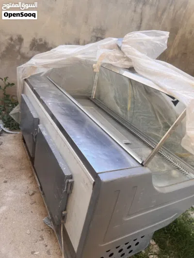 ثلاجة عرض دلي نضيفة للبيع 2