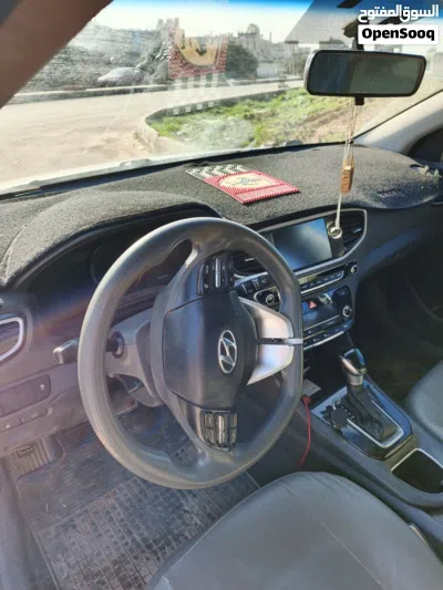 Hyundai Ioniq Standard 3
