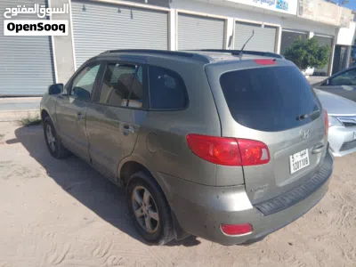 Hyundai Santa Fe Limited 3