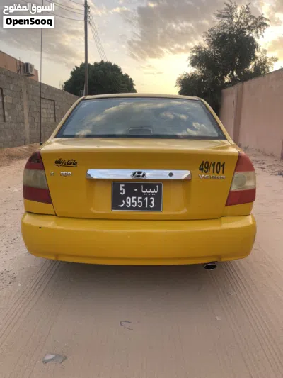 Hyundai Verna EX 4