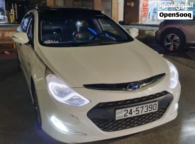 Hyundai Sonata Limited 3