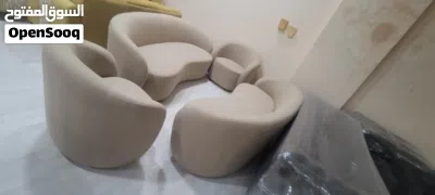 اطقم جلوس جاهزة وباسعار مخفضه .تفصيل وتنجيد المجالس والستائر وغرف النوم ديكورات 2