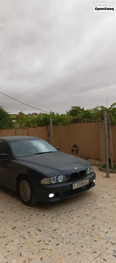 BMW 5 Series 525 3