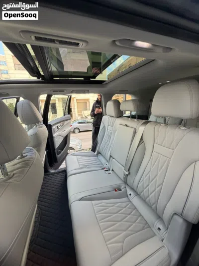 Toyota Land Cruiser VX 3