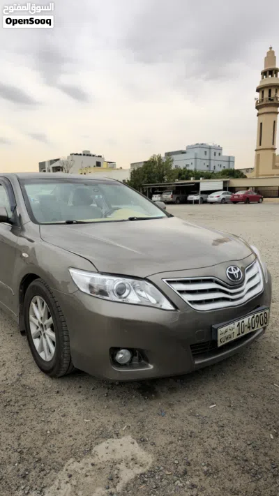 Toyota Camry GL 2