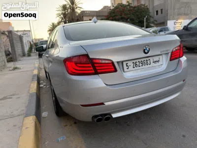 بي ام دبليو الفئة 5 528 4