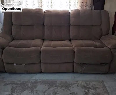 طقم كنب ريكلانير كهرباء و ليس يدوي بحاله ممتازه و بسعر ممتاز مستعمل للإستفسار 3