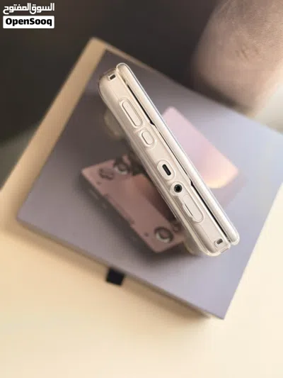للبيع جهاز ألعاب AYN THOR PRO 3