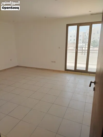 للايجار في سلوي 3