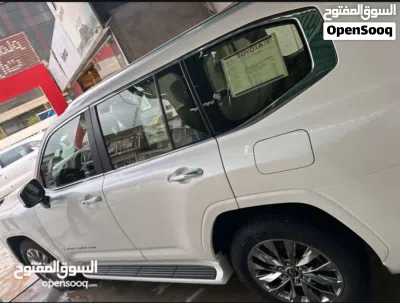 تويوتا لاند كروزر VX 3