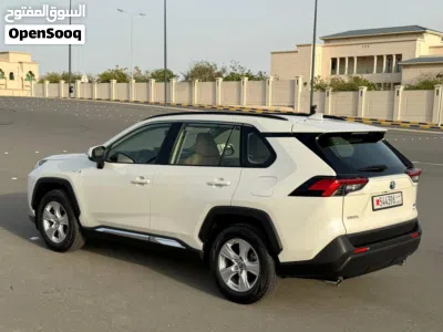 Toyota RAV 4 Basic 3