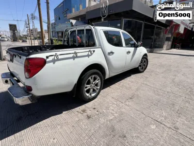 Mitsubishi L200 Double Cab GL 2