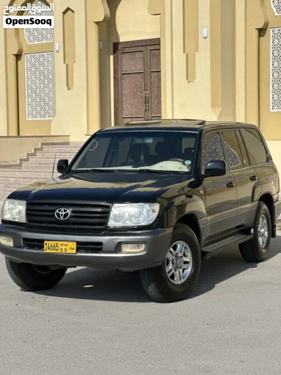 تويوتا لاند كروزر GXR 2