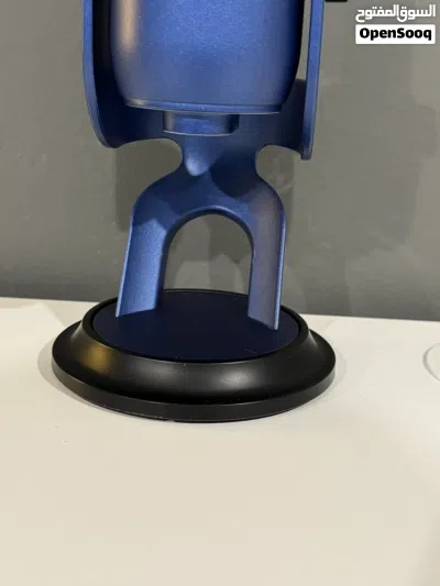 مايك Blue Yeti USB يدعم أنماط تسجيل متعددة مع مخرج سماعة وتحكم مباشر بالصوت والكتم، (بدون ارجاع) . 2