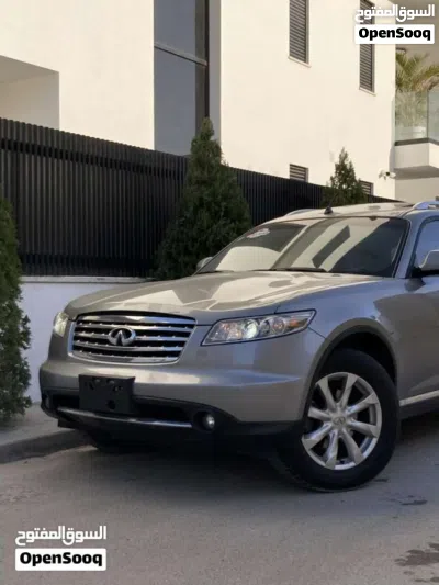 Infiniti FX35 Sebastian Vettel Edition 3