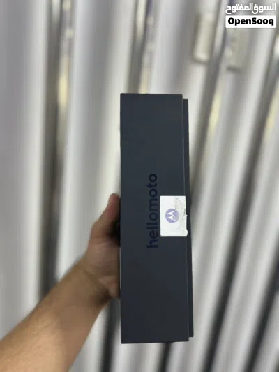 Motorolla Razer 50 8RAM / 256GB جديد مسكر بالكرتونة كفالة الوكيل الرسمي وشركتنا 3 سنوات 3
