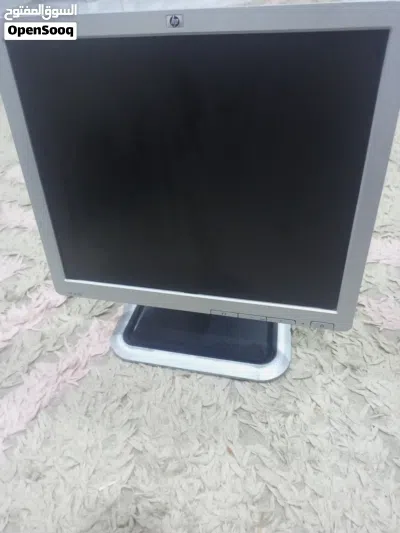 شاشت. كمبيوتر. 2