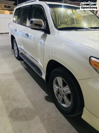 Toyota Land Cruiser EXR 3