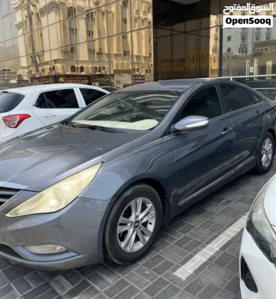 Hyundai Sonata Sport 4