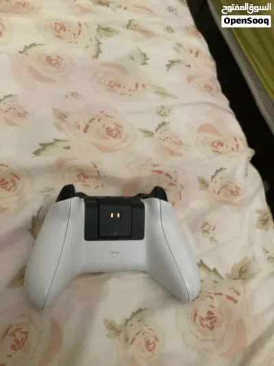 Controller Xboxللبيع 2