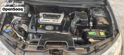 Hyundai Elantra SE 3