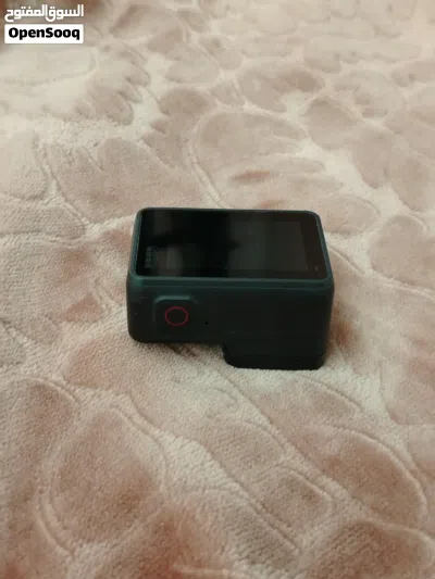 جو برو 7 بلاك (GoPro Hero 7 Black) نظيفة جداً - للبيع على الحالة (بحاجة صيانة أو قطع غيار) مع بطارية 2