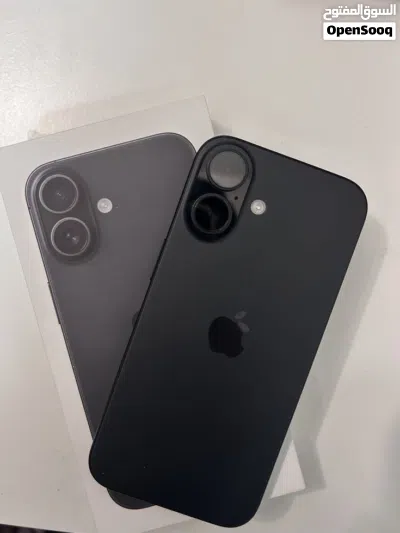 للبيع iPhone 16 حالة ممتاز – أسود 3