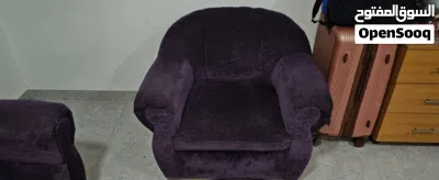 طقم كنب مع طاولة للبيع 4