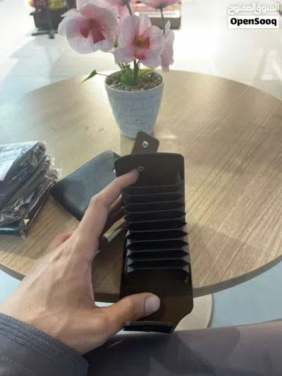 محفظة بطاقات جوده عالية جدا تم تخفيض سعرها من 2.500 الى 2 فقط. تصميم انيق و خفيف غير مزعج 4