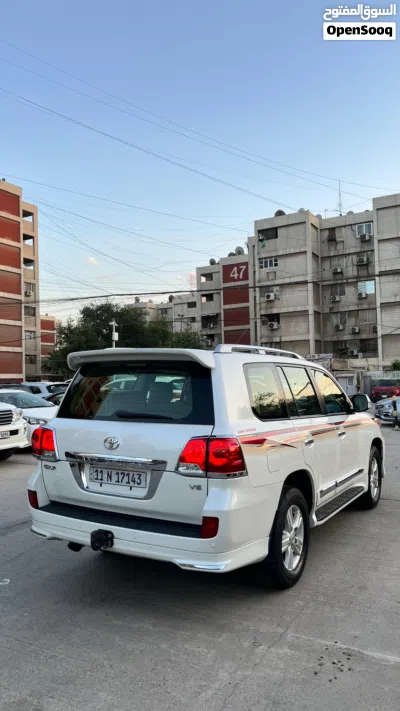 تويوتا لاند كروزر GXR 4