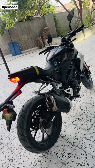 هوندا CB300R 2