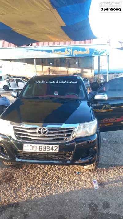 Toyota Hilux GLX 2