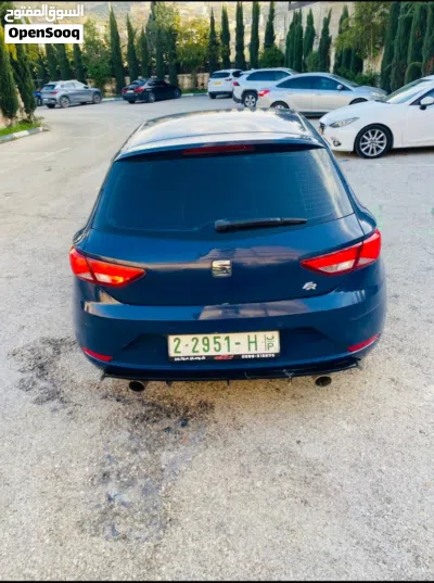سيات ليون Standard 2