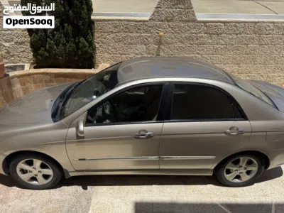 Kia Cerato Standard 2