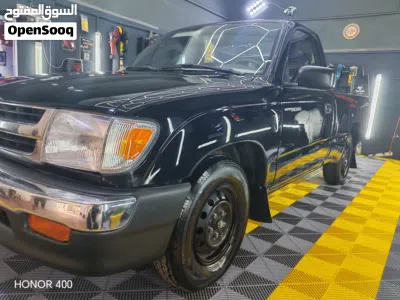 Toyota Tacoma SR5 4