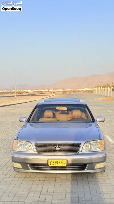 Lexus LS LS 400 3
