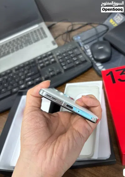جهاز وان بلس 13 شبه جديد 3