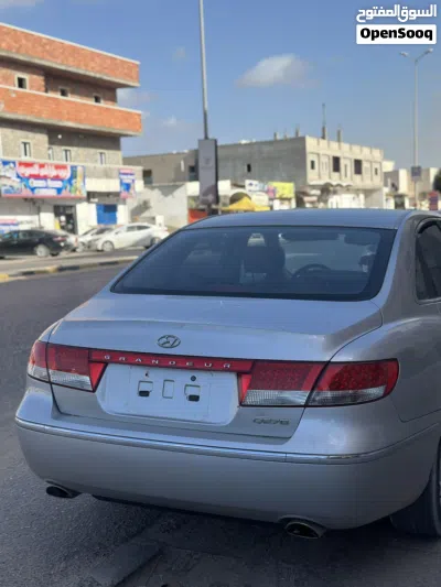 Hyundai Azera Standard 4