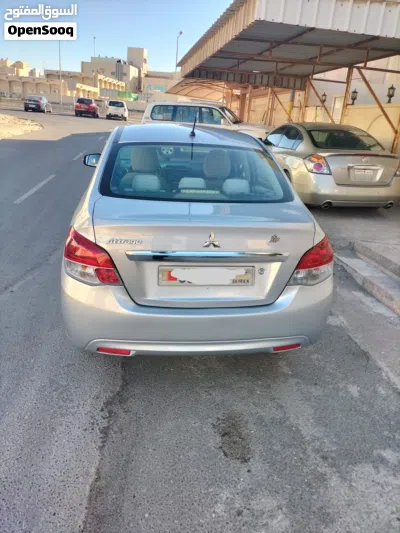 Mitsubishi Attrage GLS 3