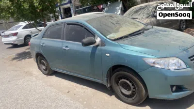 Toyota Corolla LE 4