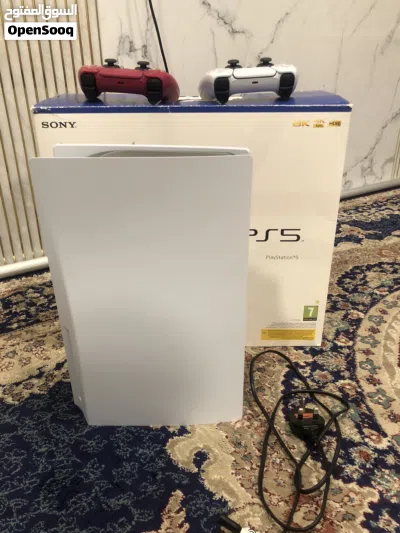 Ps5 الوصف مهم للبيع مع جهازين جداد و حساب لعبه جراند 3