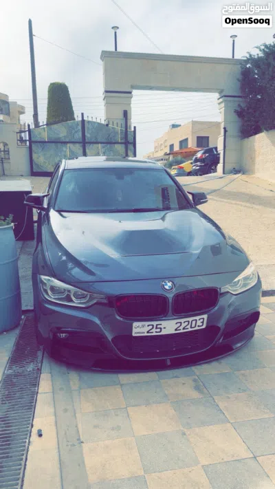 بي ام دبليو الفئة 3 330e 2