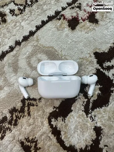 سماعة ابل ايربود برو 1 نظيفه حيل شغاله تمام 4