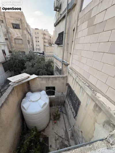عمارة سكنية مستقلة للبيع في منطقة حي نزال الذراع 4