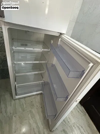 ثلّاجة beko مستعمل بحالة جيدة السعة 18 قدم (سعر الثلاجة 100دينار) (قابل للتفاوض) (الموقع)جبيهة 3
