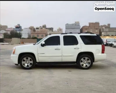GMC Yukon SLT 2