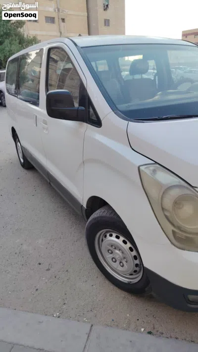 هيونداي H1 Standard 3